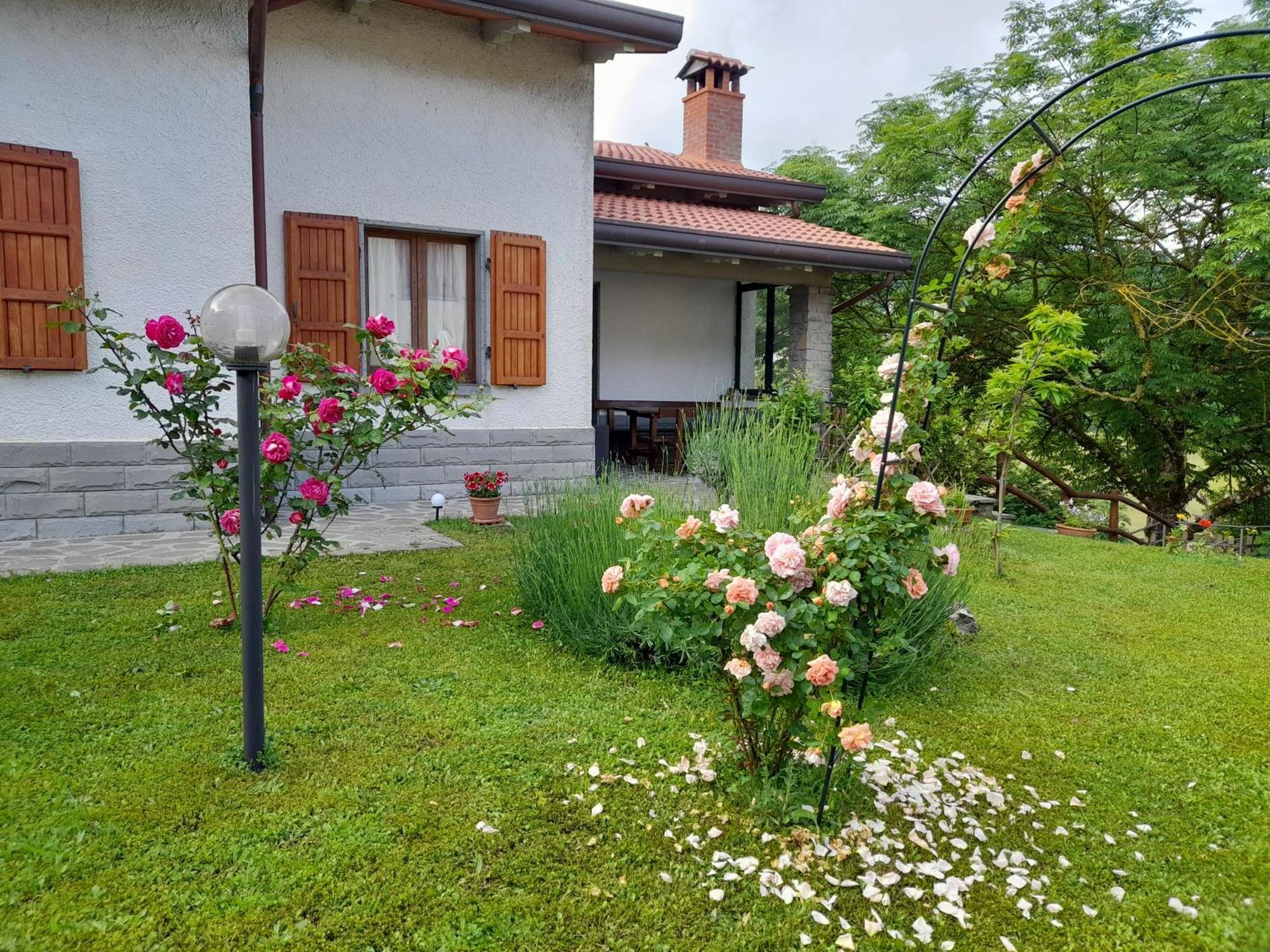 Via Del Fusato 13 Casa Carla Chiusi della Verna Rum bild